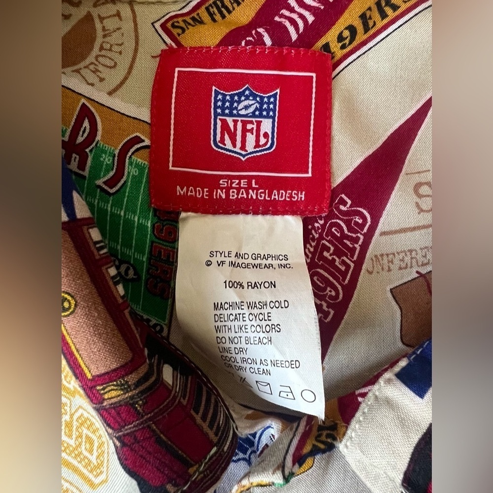 San Francisco Forty Niners NFL Hawaiian Style Shirt - Picture 8 of 9